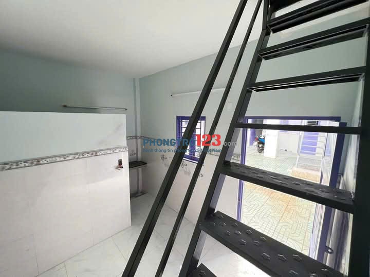1 TRỆT 1 LỬNG NGAY HỒ ĐẮC DI KẾ SAU BIGC TRƯỜNG CHINH GIÁ CHỈ 3TR5