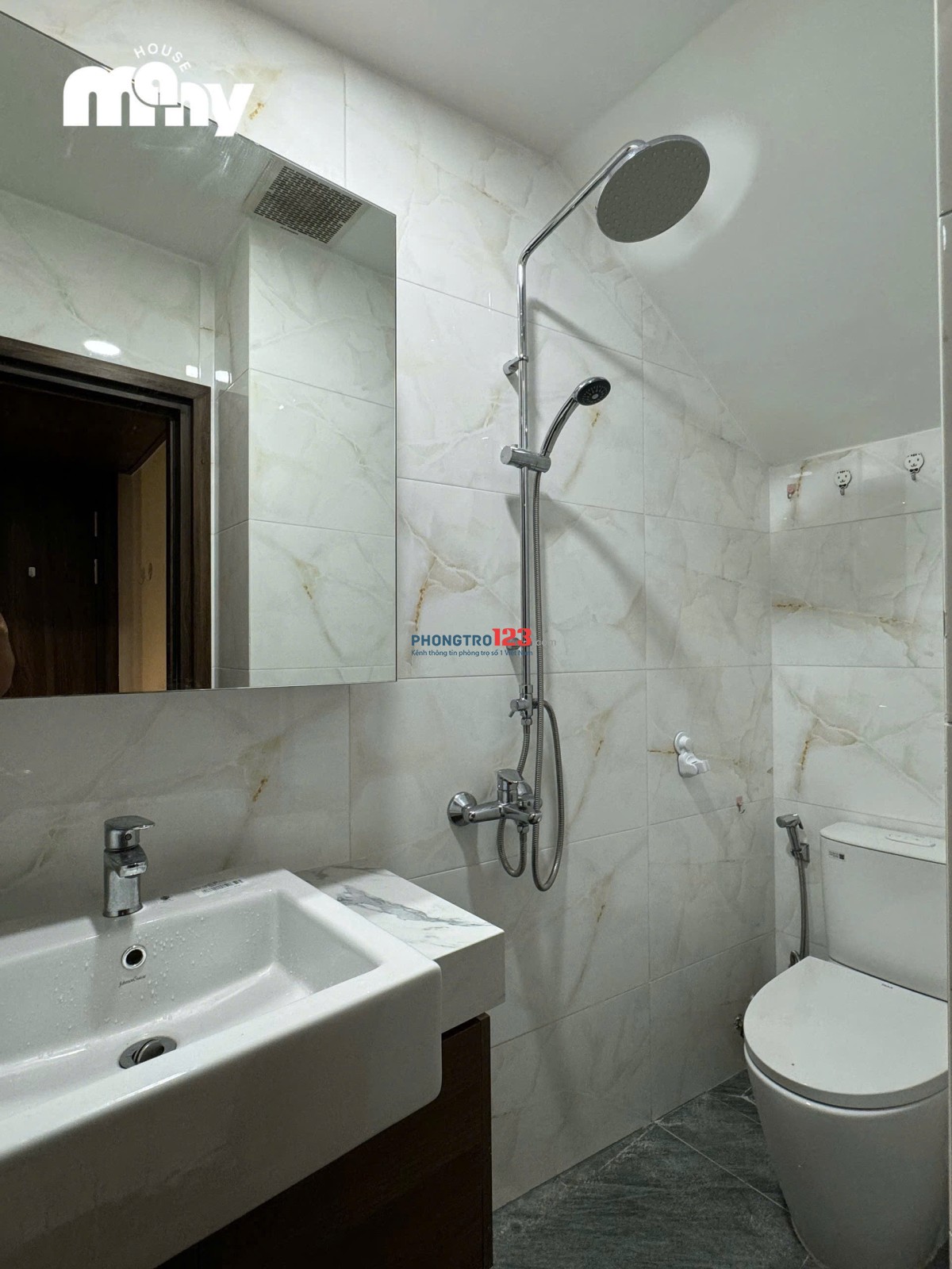 DUPLEX NHẤT CHI MAI – FULL NỘI THẤT, CÓ MÁY GIẶT & SÂN PHƠI RIÊNG!