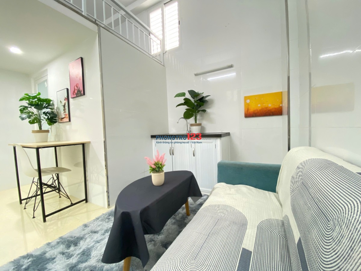 Mới! Phòng trọ có gác, cửa sổ trời thoáng mát, thích hợp từ 2-3 người, giáp Lê Văn Duyệt, Q1, Q3, PN
