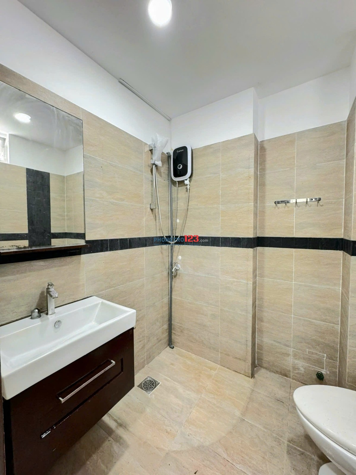 Phòng Trọ Phú Nhuận Full Nội Thất Có Ban Công, Cửa Sổ Lớn Ngay Đường Nguyễn Kiệm, Phan Đăng Lưu.