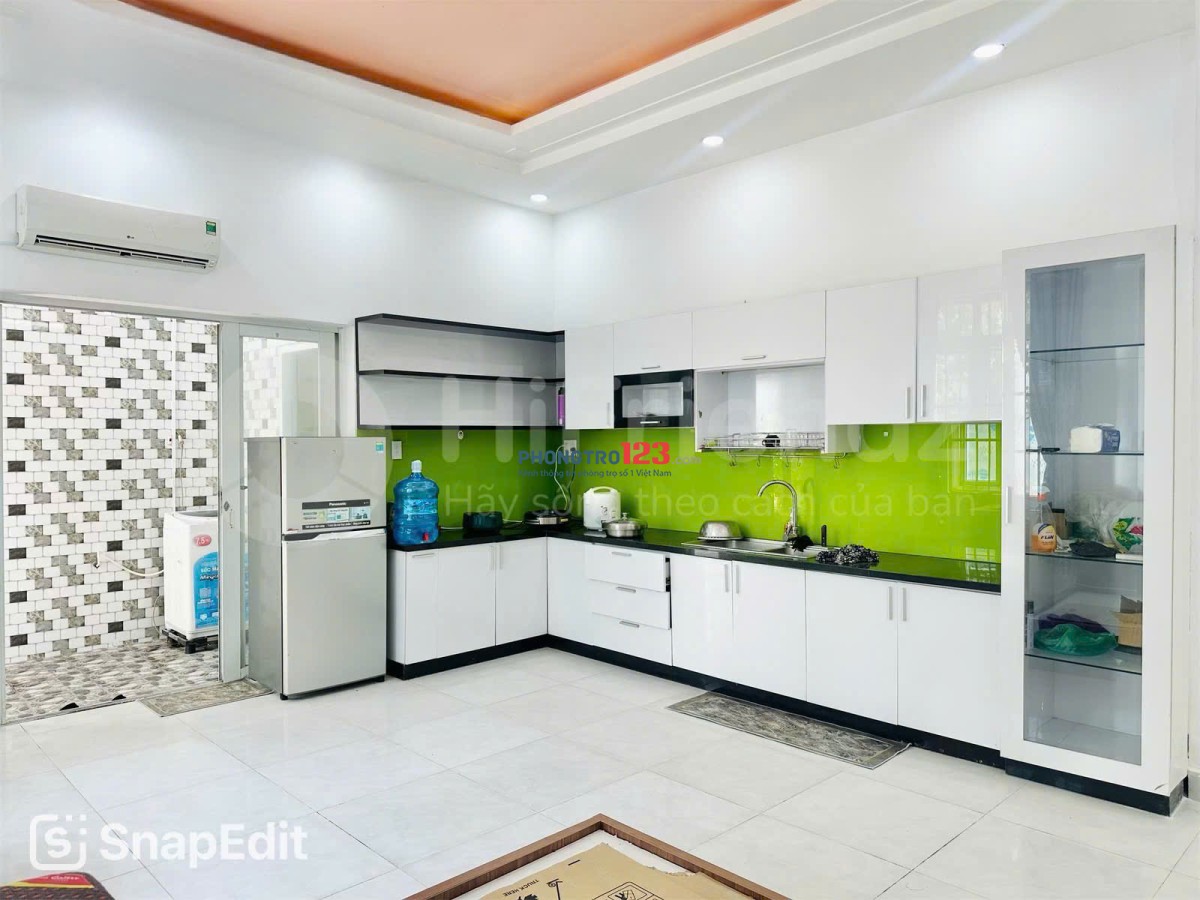 Cho thuê Phòng siêu rộng 40m2, full nội thất, gần Trương Văn Bang, Thạnh Mỹ Lợi, Quận 2