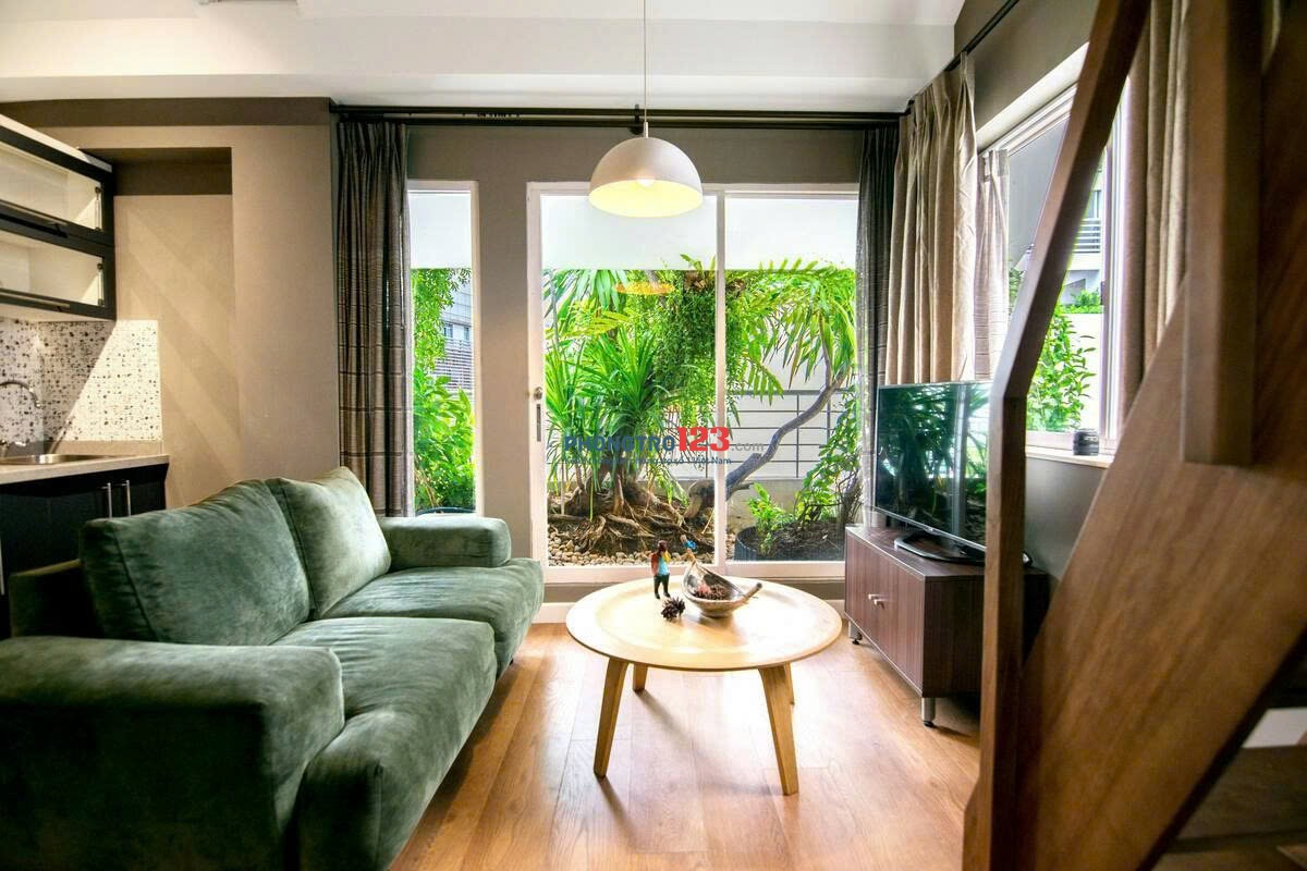 Tropical Style. Duplex 45m2. Ban Công Sân Vườn. Oto Tận Nhà. Gần Bờ Kè Trường Sa