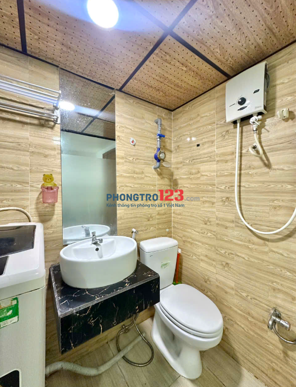 Cho thuê phòng Quận 5 Full Nội Thất, Máy giặt riêng, Cửa Sổ Thoáng