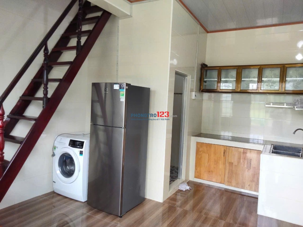Cho thuê phòng có 1 trệt 1 lầu, có sẵn nội thất tại TP Bến Tre