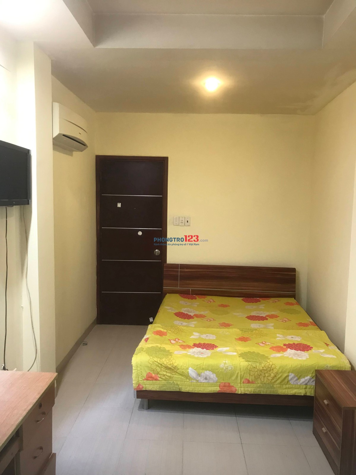 Phòng cao cấp, đầy đủ tiện nghi. Gần Đài truyền hình và trường Khoa Học Xã Hội & Nhân Văn 100 mét.