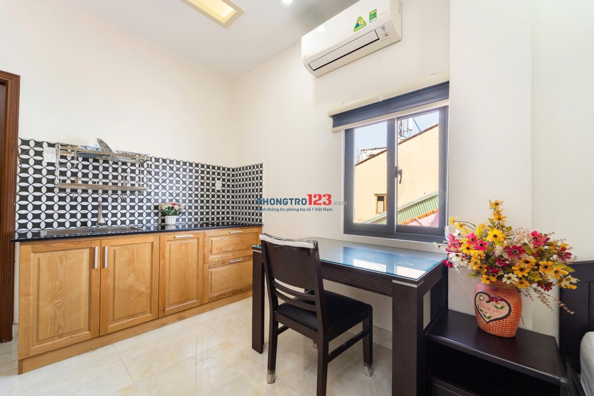 Phòng trọ Phú Nhuận full nội thất nhà thang máy nội thất mới gần Quận 1, 3 ngay Nhiêu Tứ