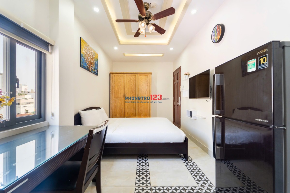 Phòng trọ Phú Nhuận full nội thất nhà thang máy nội thất mới gần Quận 1, 3 ngay Nhiêu Tứ