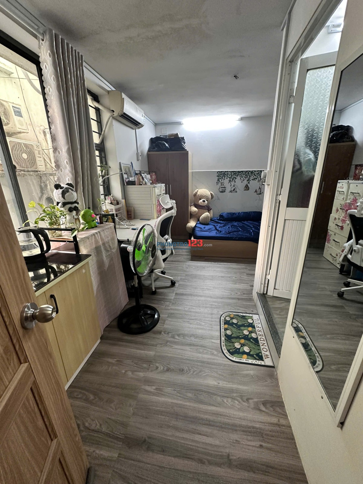 PHÒNG TRỆT FULL ĐỒ – CỬA SỔ LỚN, ĐỂ XE TRONG NHÀ – TRẦN KHÁNH DƯ, Q1 – GẦN CHỢ & NHÀ THỜ TÂN ĐỊNH