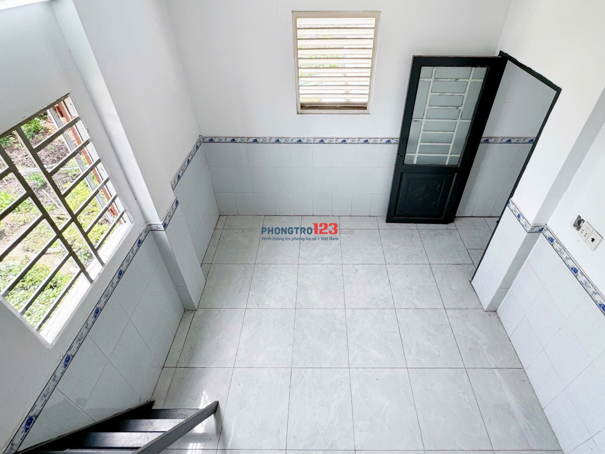 PHÒNG TRỌ NGAY TRƯỜNG NGUYỄN TẤT THÀNH