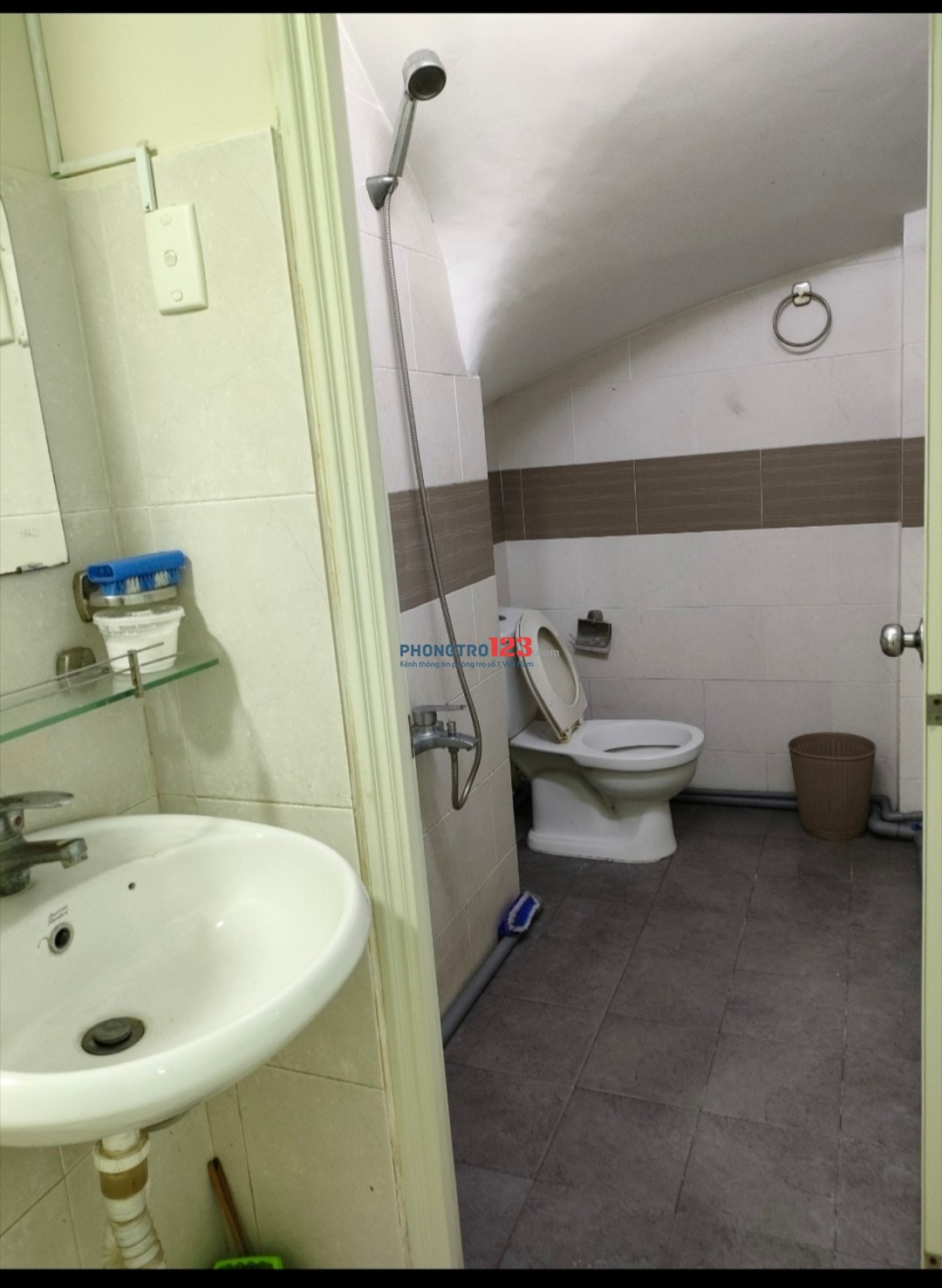 Chính chủ cho thuê phòng trọ sạch sẽ thoáng mát, gần chợ, trường học.an ninh .LH-0908700336