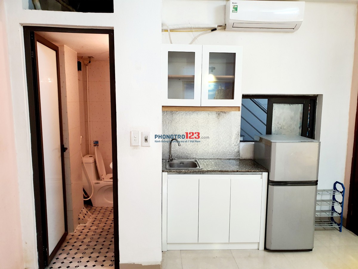 111 TRIỀU KHÚC - STUDIO FULL ĐỒ - CÁCH TRƯỜNG UTT 500M - NGAY ĐẦU NGÕ
