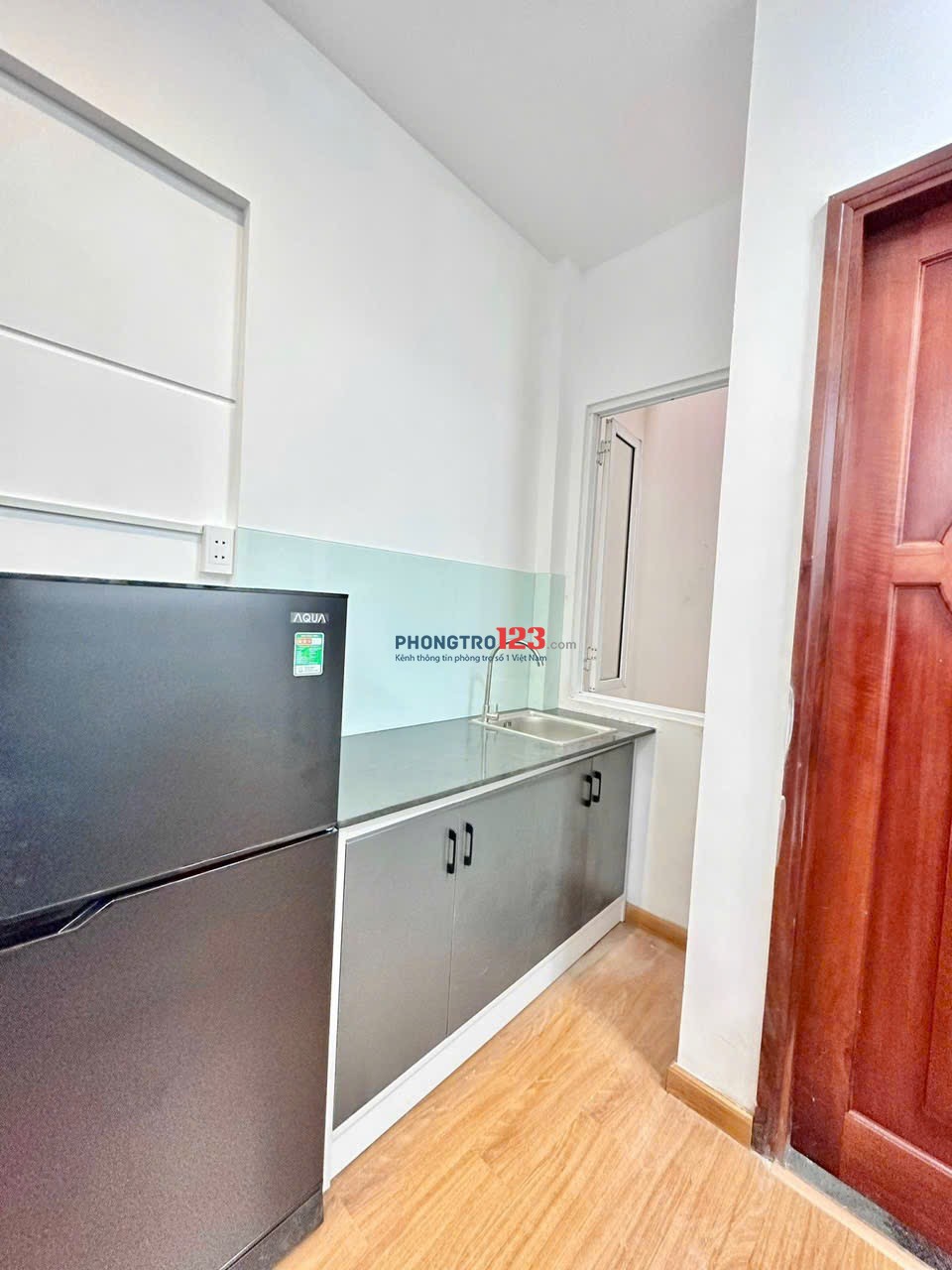 Cho thuê phòng studio 35m2 tại Phùng Văn Cung, Phú Nhuận gần Quận 1, sân bay TSN