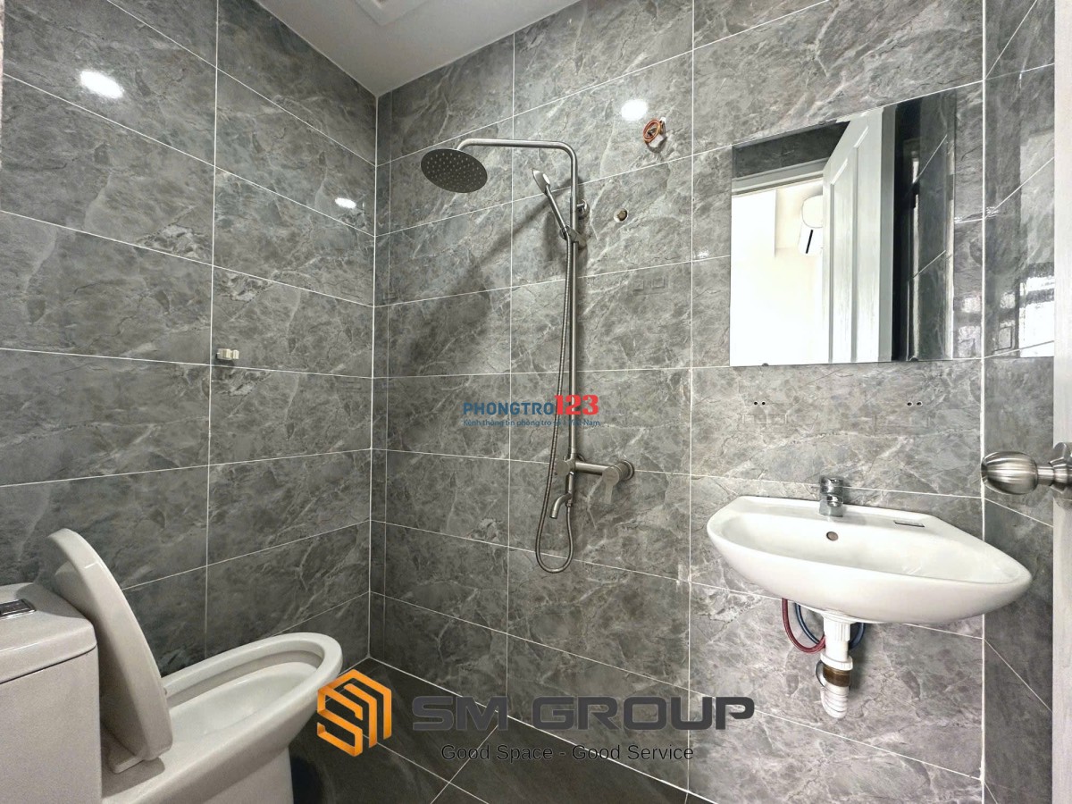 CHO THUÊ PHÒNG 35m2 CỬA SỔ TRỜI, THANG MÁY - BÌNH THẠNH GIÁP QUẬN 1, QUẬN 2, GÒ VẤP, QUẬN 3