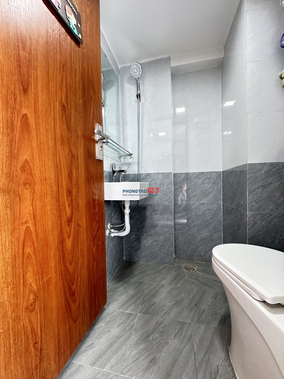 111 TRIỀU KHÚC - GÁC XÉP FULL NỘI THẤT - NGAY GẦN UTT - NGAY ĐẦU NGÕ