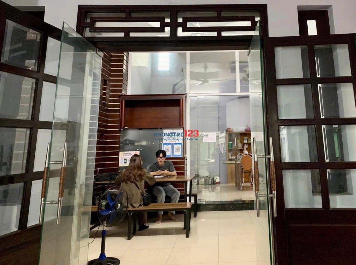  HẾT TIỀN ĐỪNG HẾT NƠI Ở – KÝ TÚC XÁ GIÁ MỀM CHO SINH VIÊN 