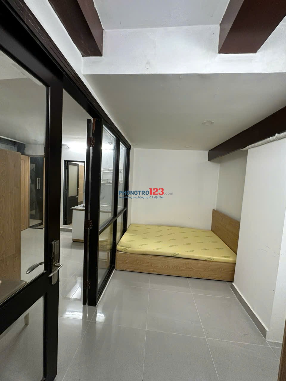 Căn hộ thoáng mát, 1 phòng ngủ, PK và khu bếp riêng - 224/22 Lý Thường Kiệt, P.14, Q.10 Gần ĐH BKhoa