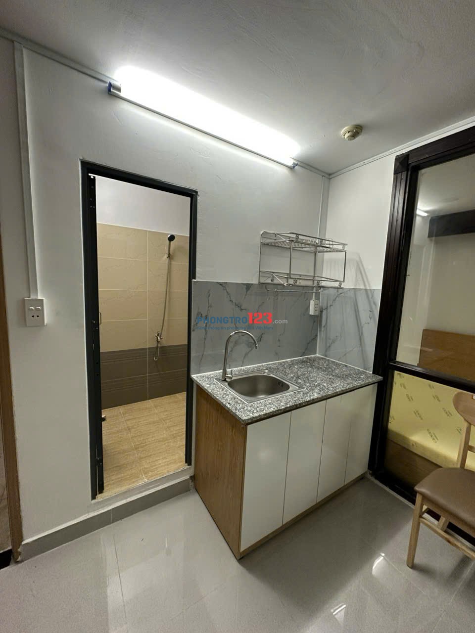 Căn hộ thoáng mát, 1 phòng ngủ, PK và khu bếp riêng - 224/22 Lý Thường Kiệt, P.14, Q.10 Gần ĐH BKhoa