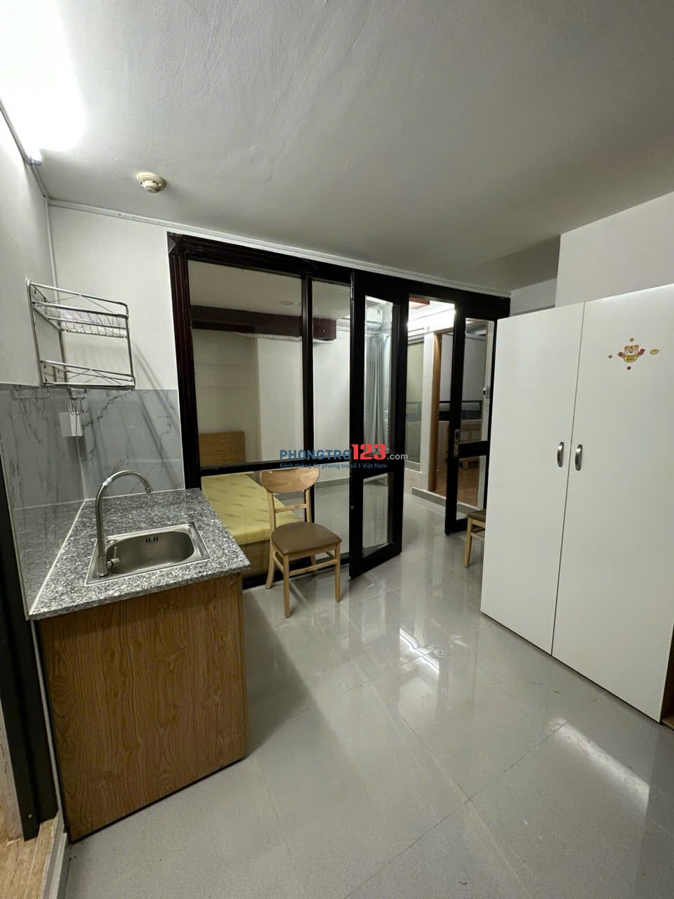 Căn hộ thoáng mát, 1 phòng ngủ, PK và khu bếp riêng - 224/22 Lý Thường Kiệt, P.14, Q.10 Gần ĐH BKhoa