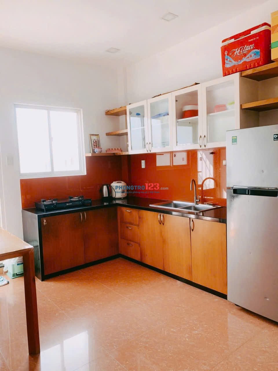 Căn hộ chung 10A Trần Nhật Duật, Quận 1 - 70m2, 2p ngủ, NT, 12tr/th
