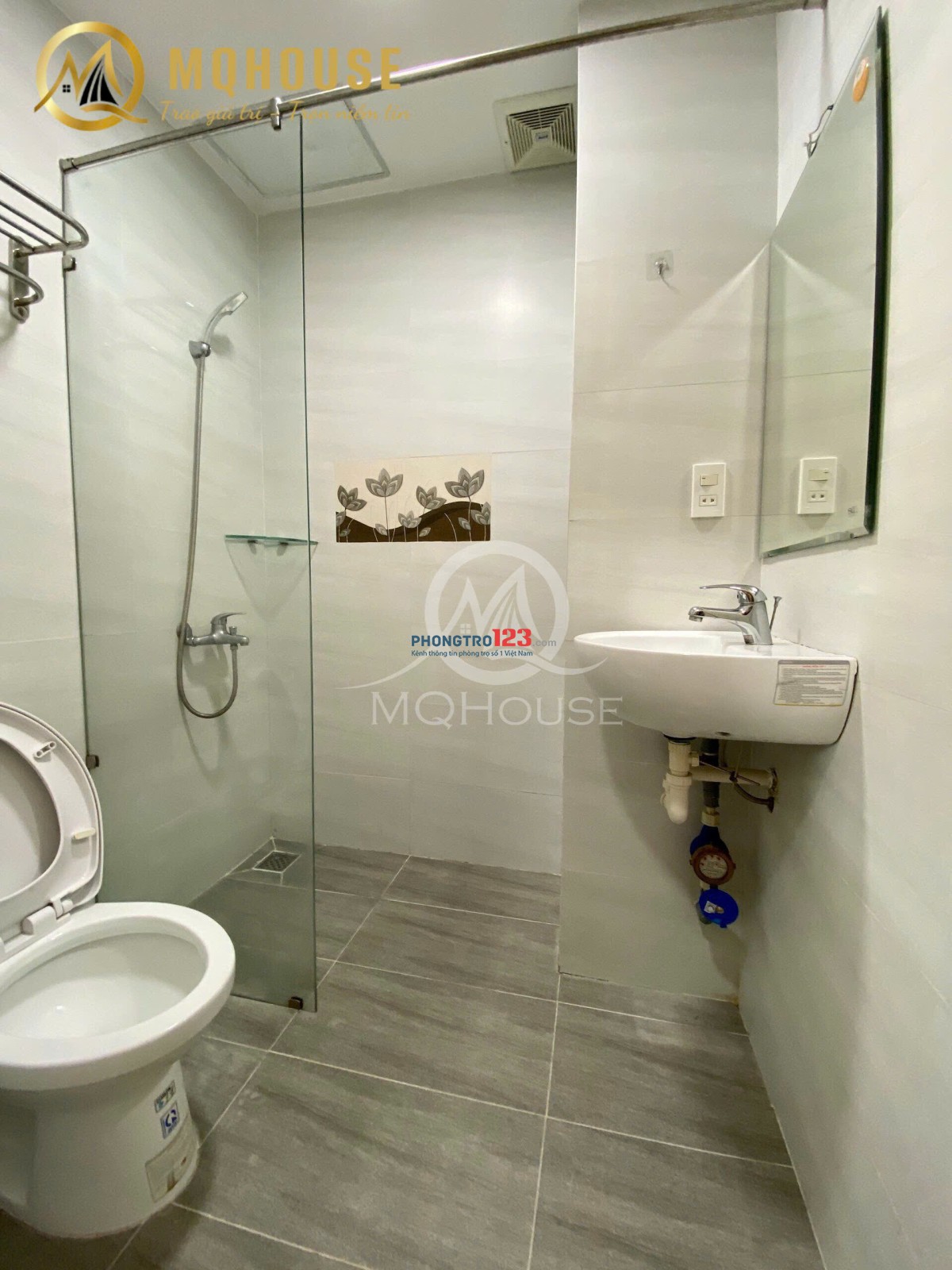 Tòa căn hộ sang xịn - giá cả hợp lí - khu Sân Bay Tân Bình