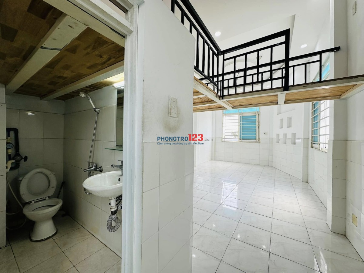 PHÒNG TRỌ RỘNG 40M2 NGAY BIGC TRƯỜNG CHINH FULL NỘI THẤT GÁC RỘNG THOÁNG MÁT