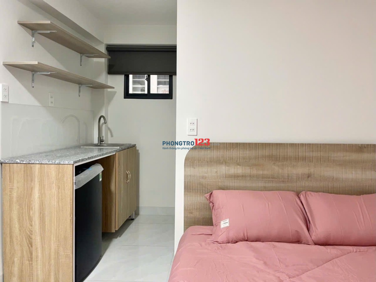 PHÒNG ĐẸP, CỬA SỔ THOÁNG NGAY VỊ TRÍ TRUNG TÂM QUẬN 7