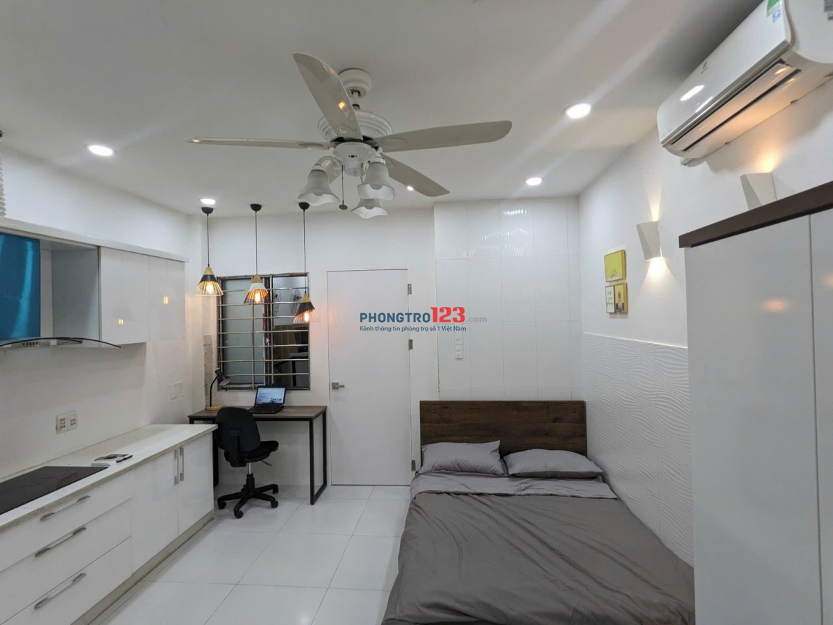 Phòng trọ full nội thất cửa sổ trời cho thuê ở Bình Lợi gần GigaMall, Emart Phan Văn Trị, Bình Thạnh
