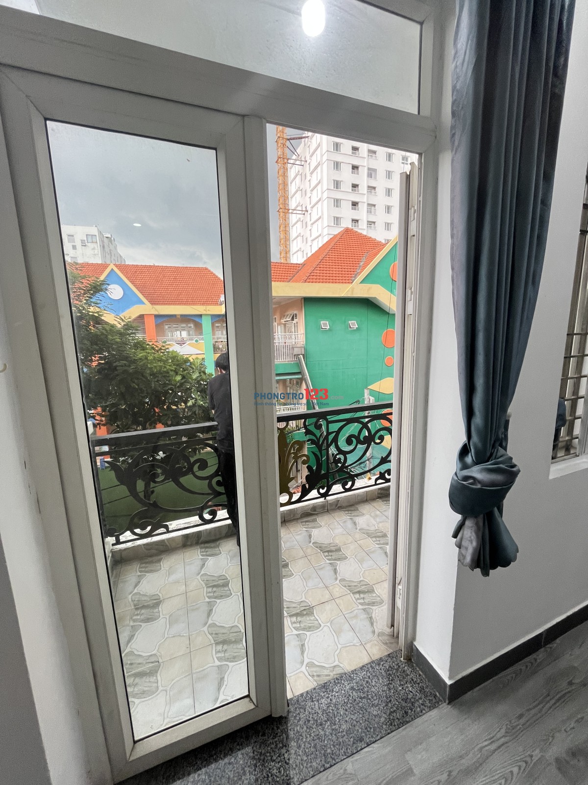Phòng trọ Tân Bình full nội thất có ban công giá rẻ