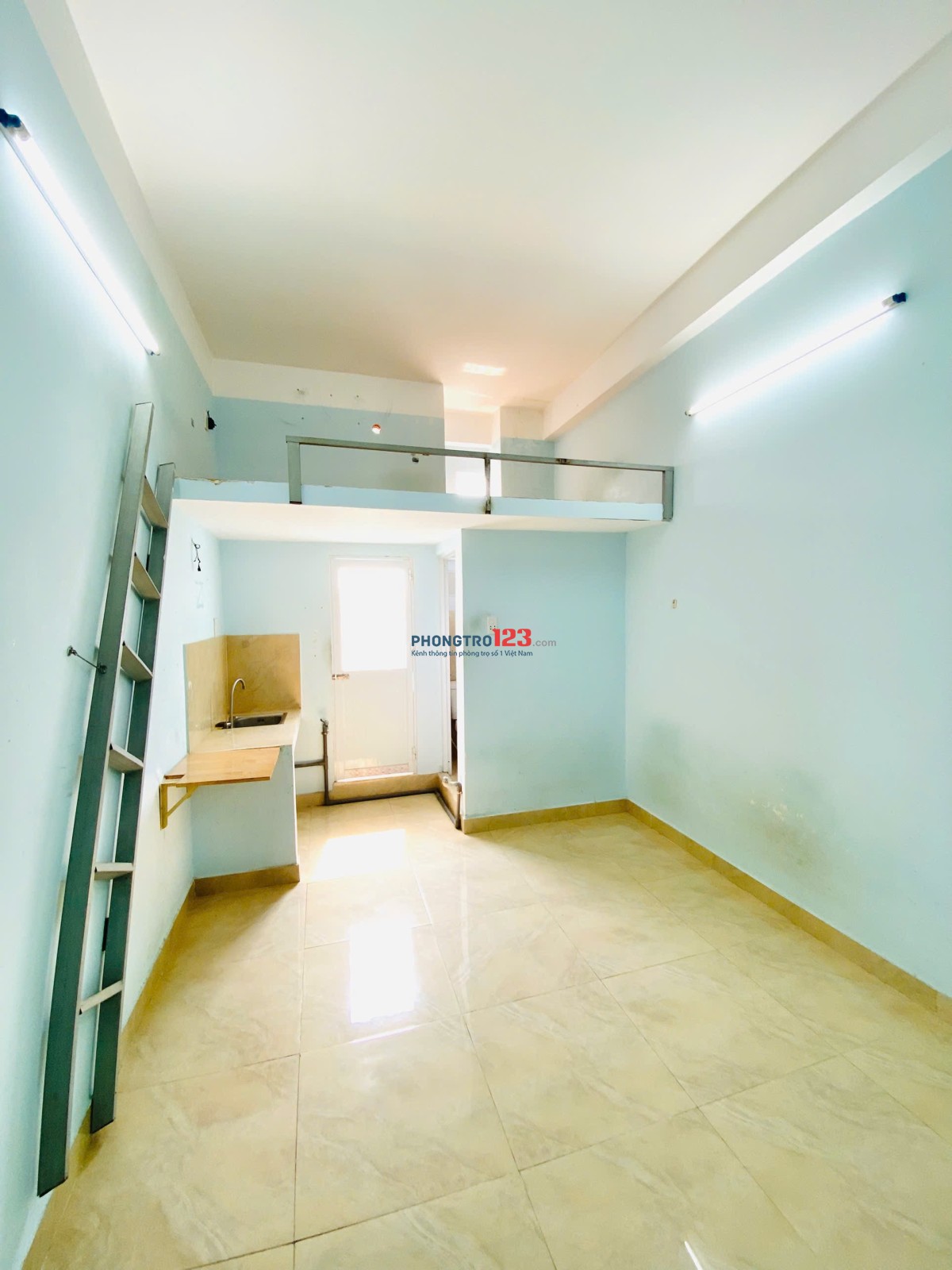 Phòng 20m2 có Ban Công cho thuê ngay khu Bàu Cát TB