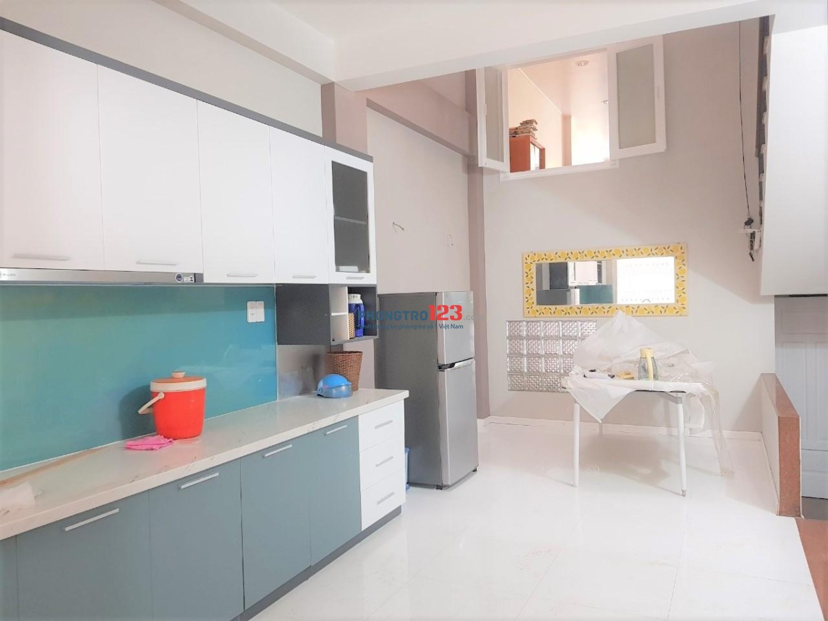 Phòng giá rẻ gần sân bay Tân Sơn Nhất, 3500k/tháng