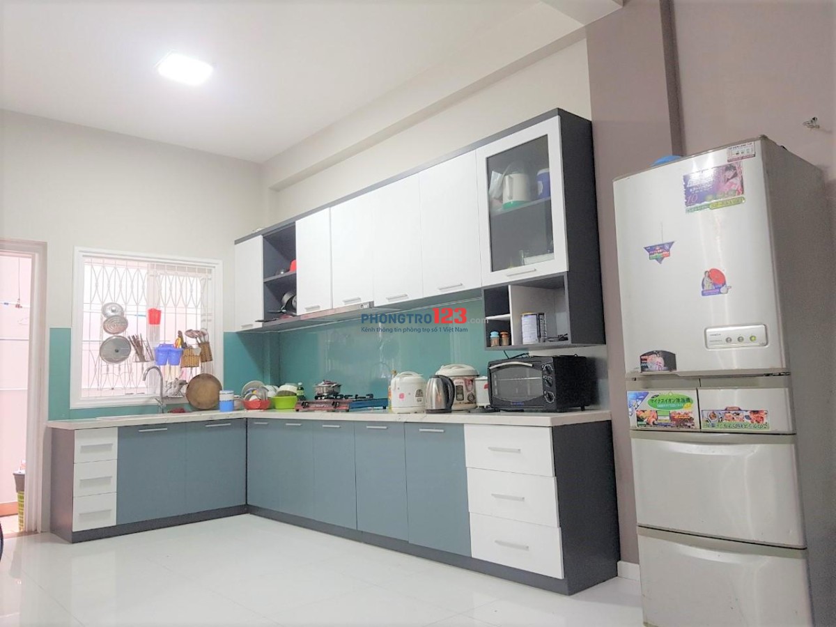 Phòng giá rẻ gần sân bay Tân Sơn Nhất, 3500k/tháng