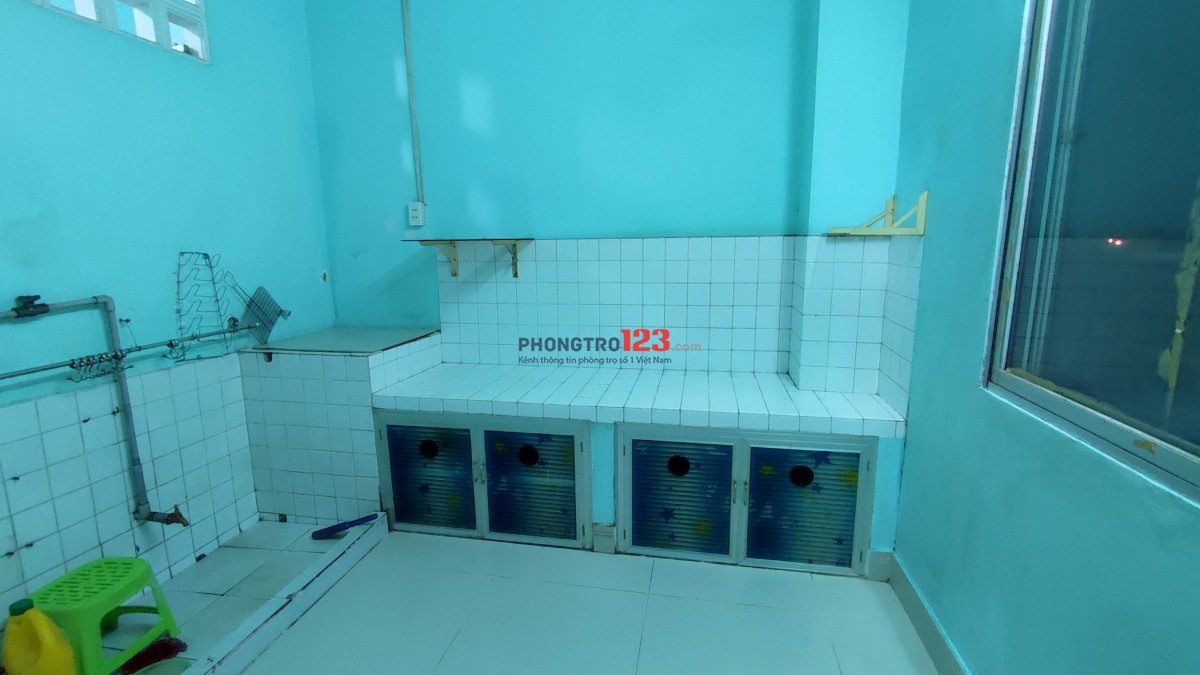 Cho thuê căn hộ 1PN, 1WC giá tốt tại Phan Văn Trị, p 11, Bình Thạnh, HCM