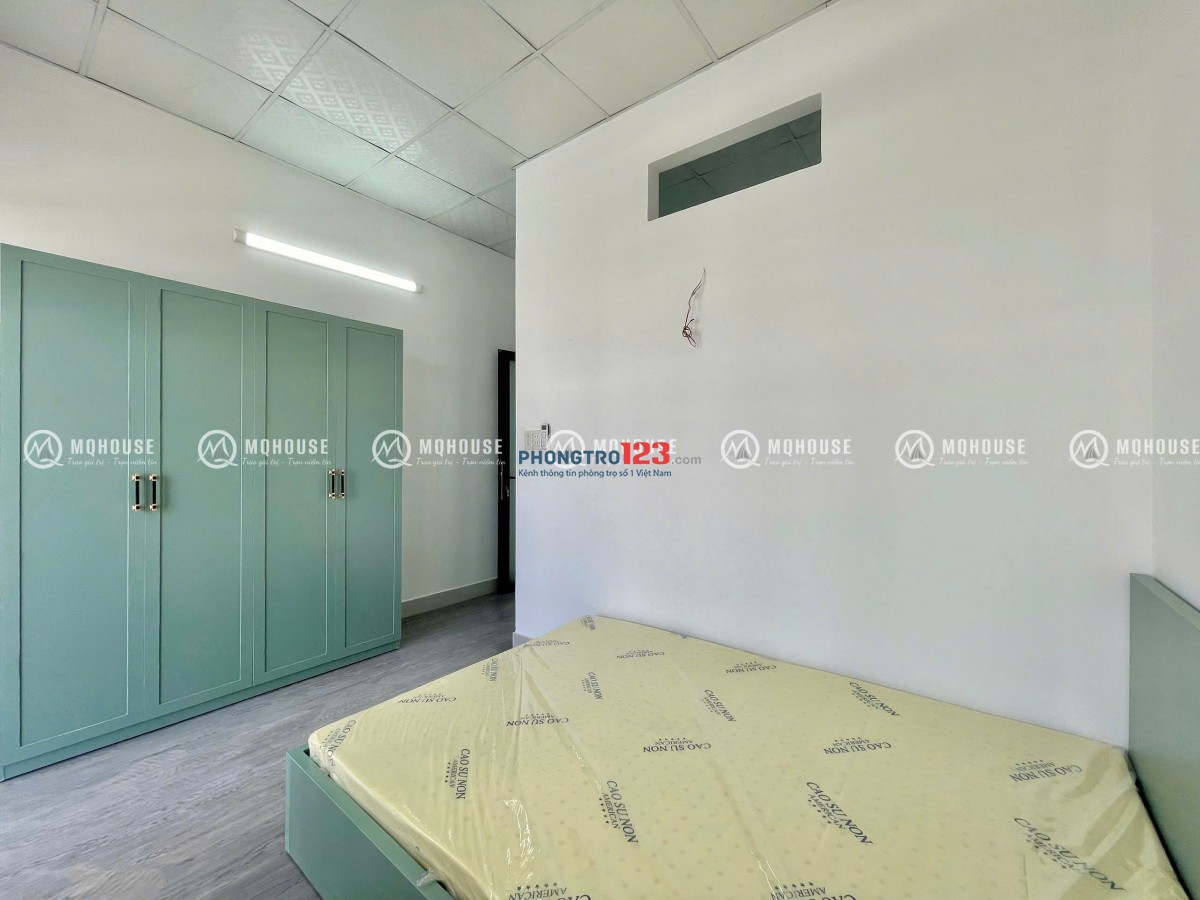 CHO THUÊ CHDV 1PN BAN CÔNG 40M2 MỚI 100% NGAY BỜ KÈ HOÀNG SA GIÁP PN, Q3, BT