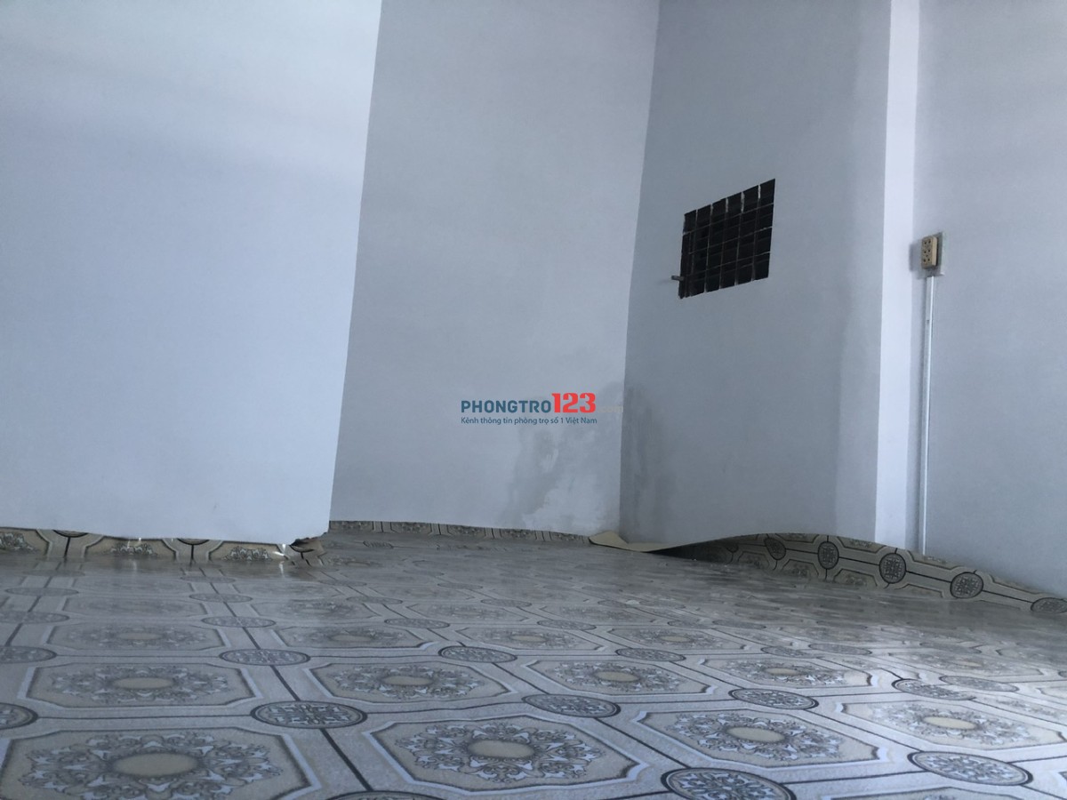 Cho thuê phòng trọ có Gác, Mới Đẹp, DTSD: 30m2 Quận 9, Tp.Thủ Đức. 3 triệu