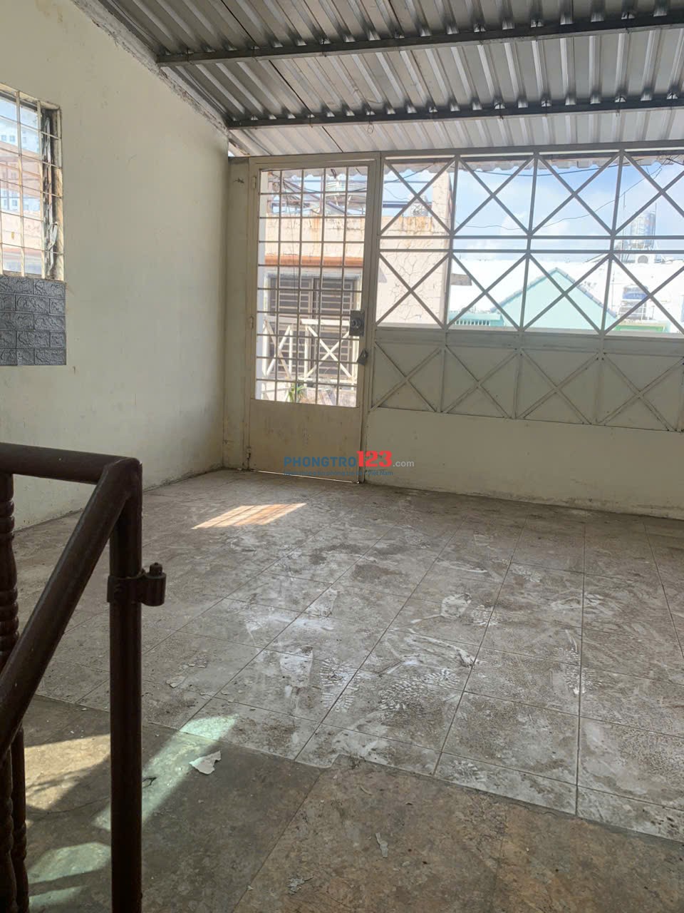 CHO THUÊ NHÀ NGUYÊN CĂN 3 LẦU 3 PHÒNG NGỦ 17M2 TẠI HẺM TRẦN QUANG DIỆU