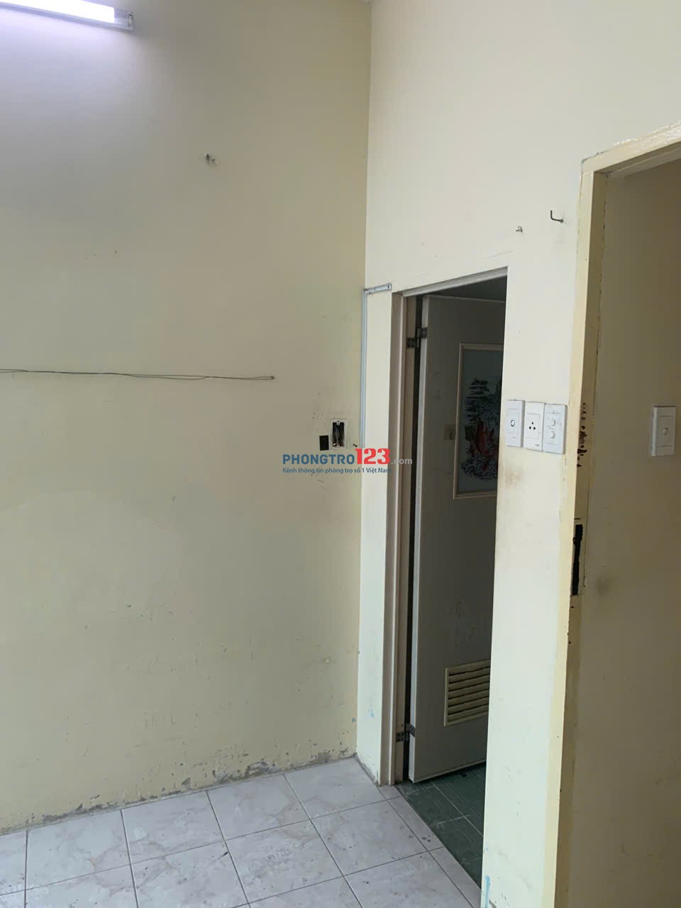 CHO THUÊ NHÀ NGUYÊN CĂN 3 LẦU 3 PHÒNG NGỦ 17M2 TẠI HẺM TRẦN QUANG DIỆU