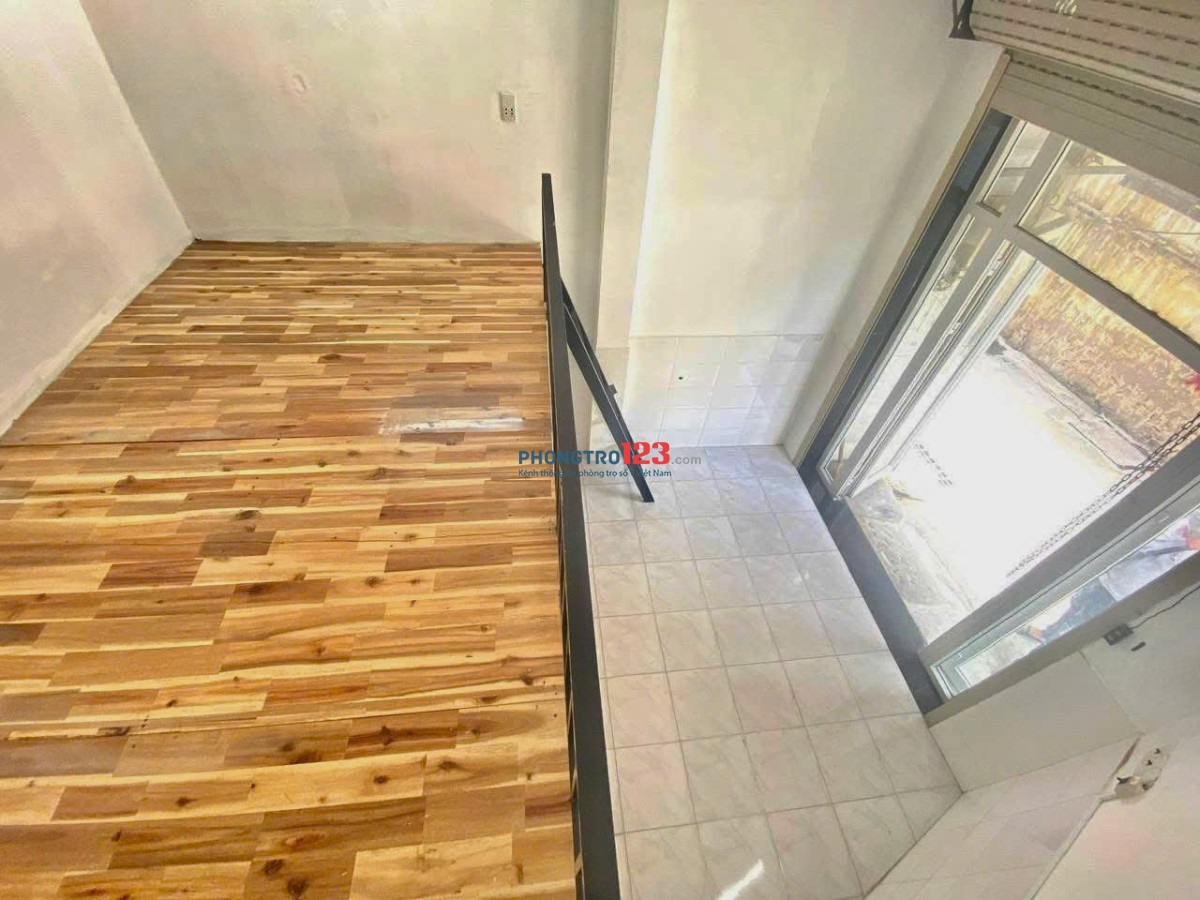 KIÔT KINH DOANH TỰ DO NGAY 763 TRƯỜNG CHINH GIÁ CHỈ 4TR5 SẴN MÁY LẠNH, CÓ GÁC KỆ BẾP CÓ THỂ NGỦ LẠI