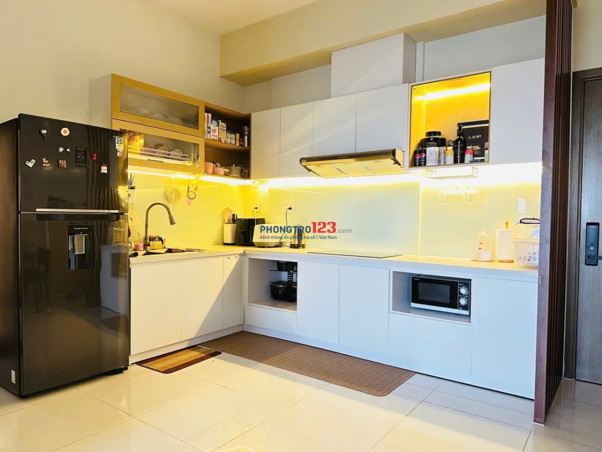 Căn hộ chung cư cao cấp ngay Phổ Quang, Tân bình, Sky Center - 16tr, 2p ngủ, 75m2