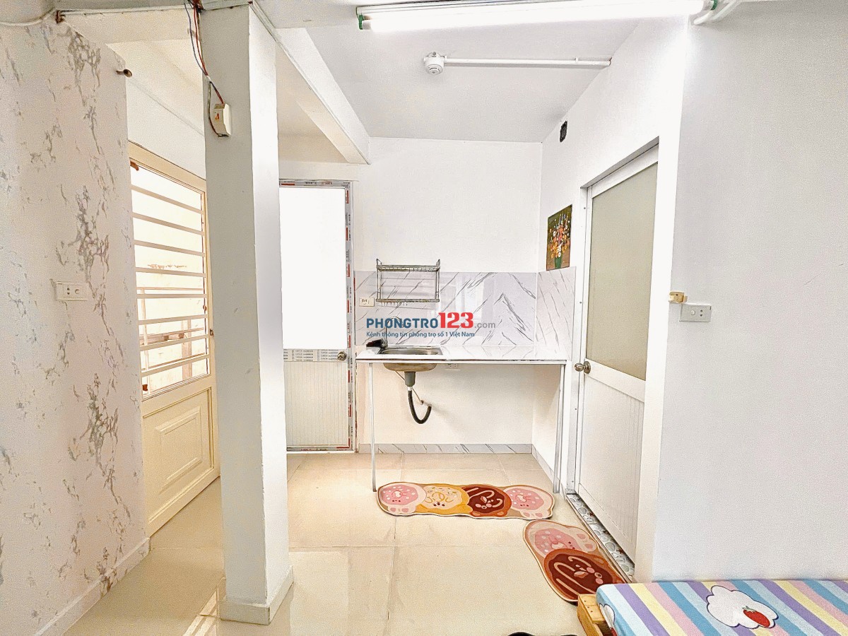 CHO THUÊ PHÒNG CỬA SỔ BAN CÔNG GIÁ TỐT NGAY ĐIỆN BIÊN PHỦ