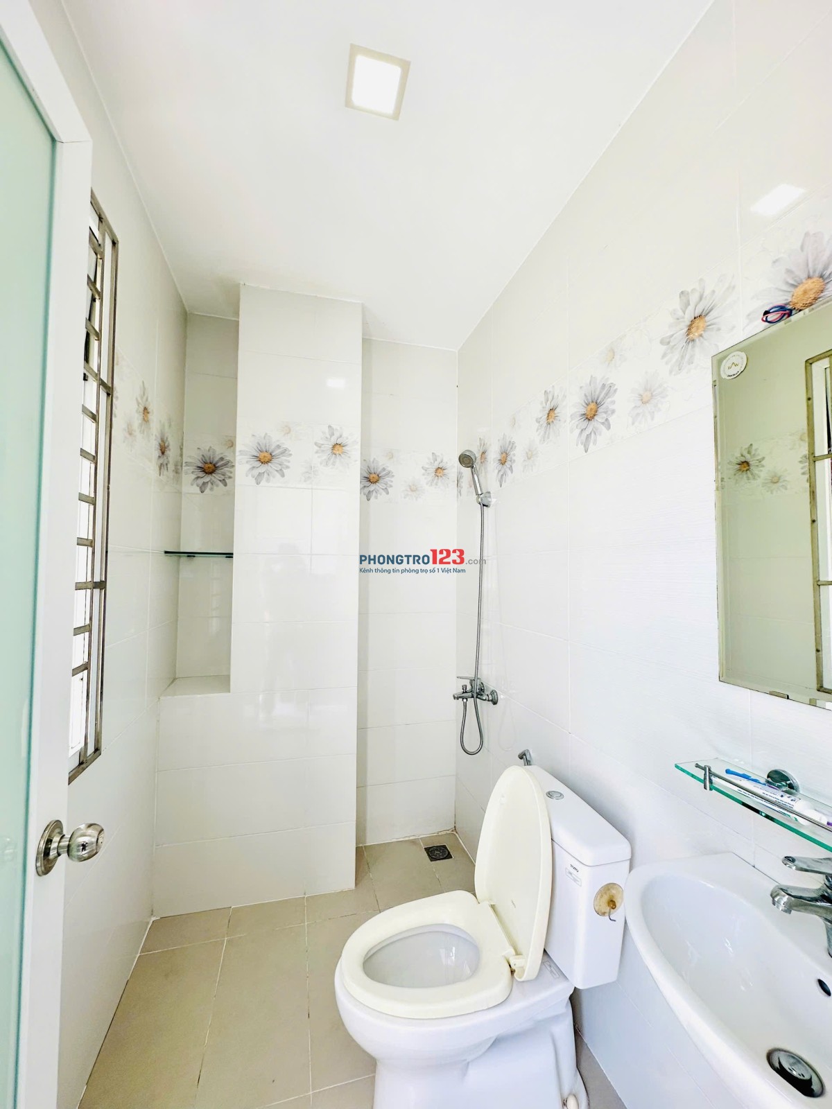 Cho Thuê Phòng Phú Nhuận_Bancong Rộng_Giáp Q1, Q3, Bình Thạnh_Giá Rẻ Chỉ 5trX