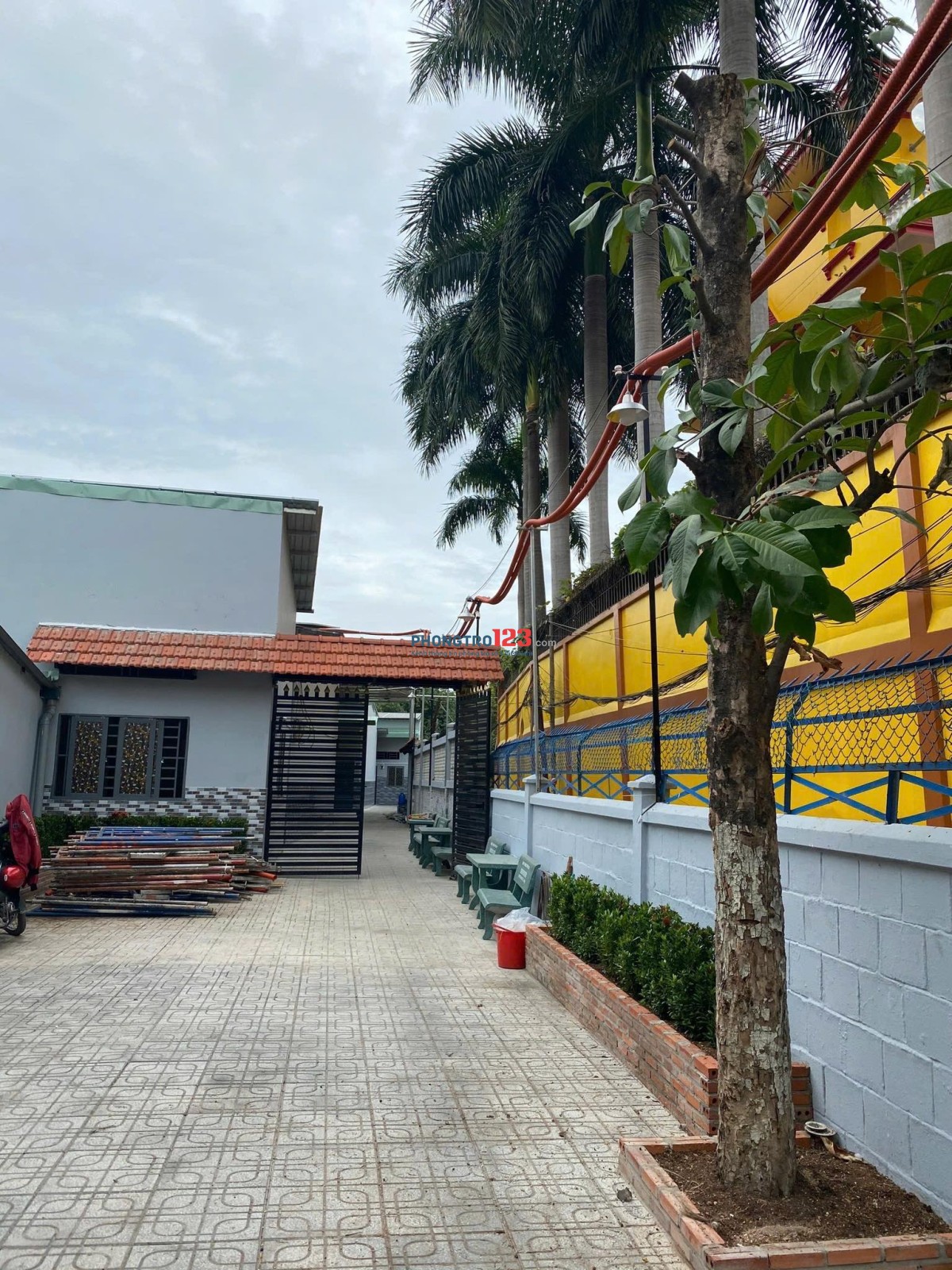 SIÊU PHẨM PHÒNG TRỌ - Ngay Ngã Tư Thủ Đức - Sau Lưng Co-op Mark