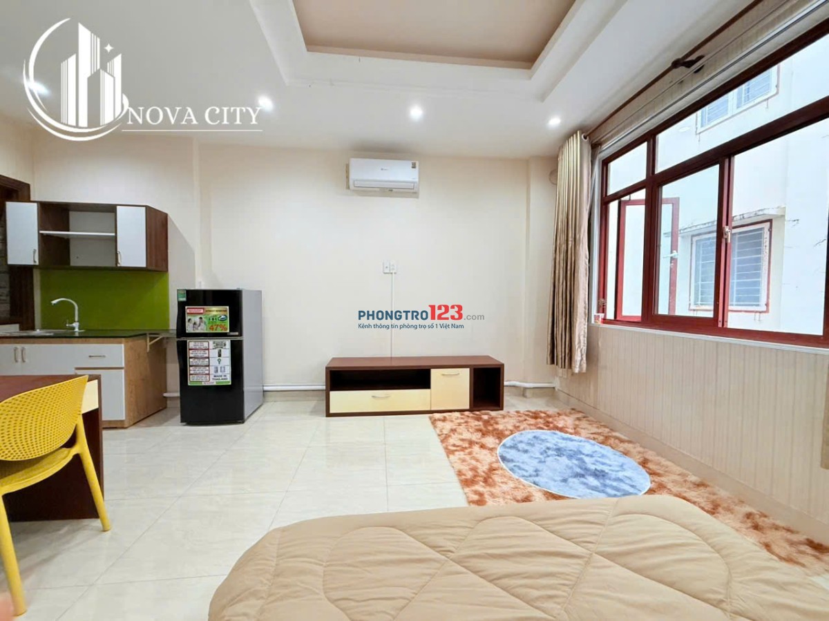 Cho thuê căn hộ cửa sổ lớn giá chỉ 5Tr , phòng rộng bếp xa giường