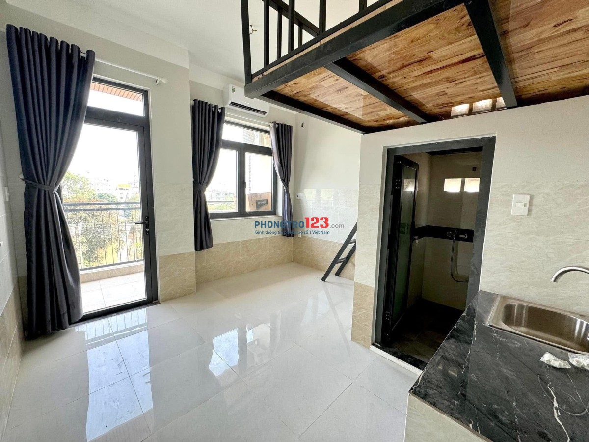 PHÒNG CÓ BANCOL TRƯỚC MỚI TRỐNG XÁCH VALI VÀO Ở LIỀN NÈ !