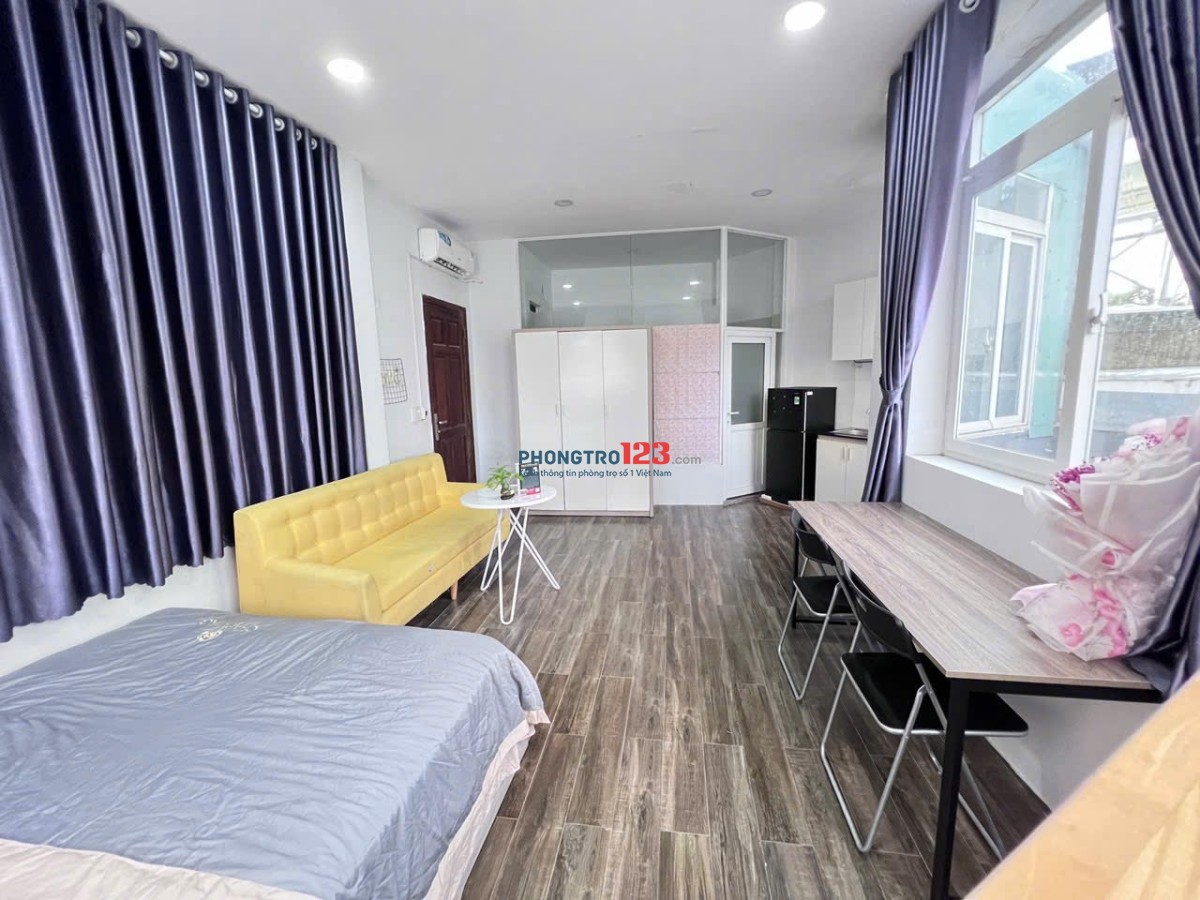 Cho thuê phòng full nội thất, cửa sổ trời, thang máy, khu vực an ninh ngay Điện Biên Phủ, Bình Thạnh