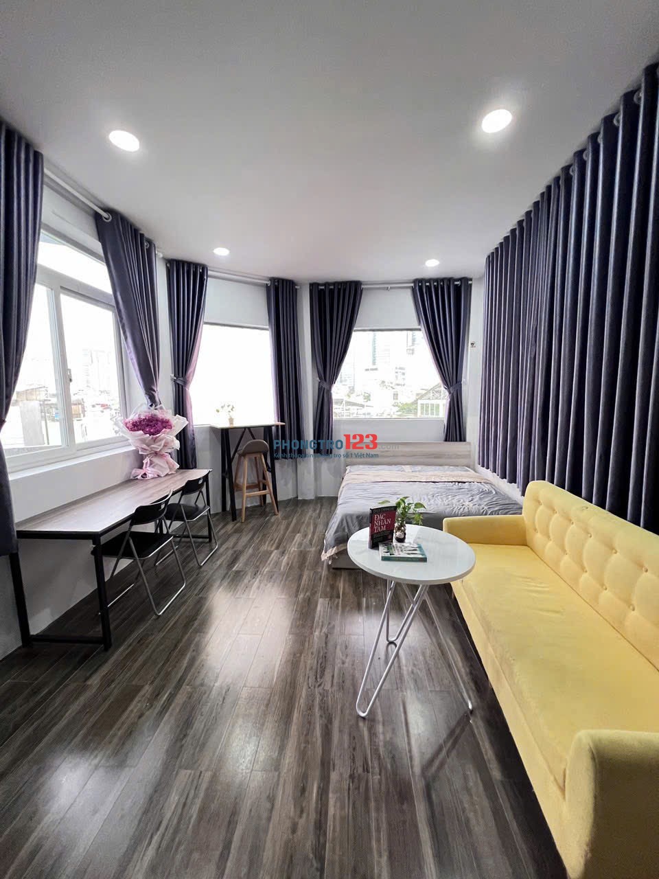 Cho thuê phòng full nội thất, cửa sổ trời, thang máy, khu vực an ninh ngay Điện Biên Phủ, Bình Thạnh