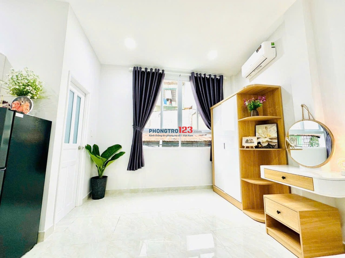 ⭐️CĂN HỘ FULL NỘI THẤT - CÓ BAN CÔNG - GẦN SÂN BAY , CÔNG VIÊN HOÀNG VĂN THỤL