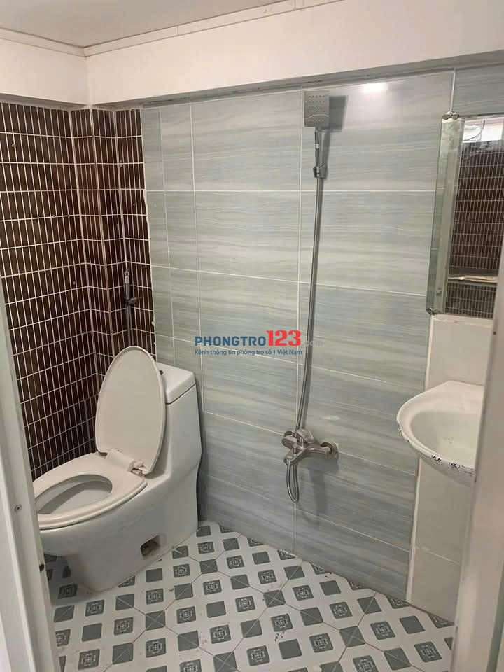 Phòng Trọ Gác Đúc Ngay Khu Tâm Sen