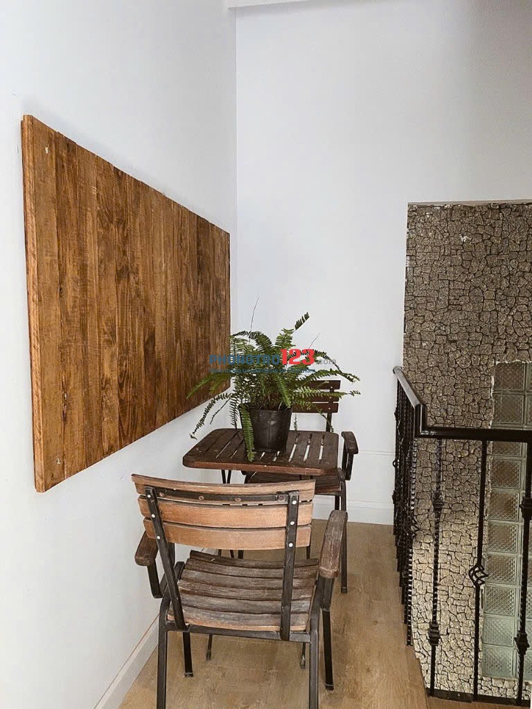 Cho thuê căn studio cửa sổ trời full nội thất gần nhà ga T3 sân bay Tân Sơn Nhất, Quận Tân Bình
