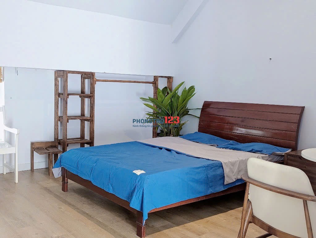 Cho thuê căn studio cửa sổ trời full nội thất gần nhà ga T3 sân bay Tân Sơn Nhất, Quận Tân Bình