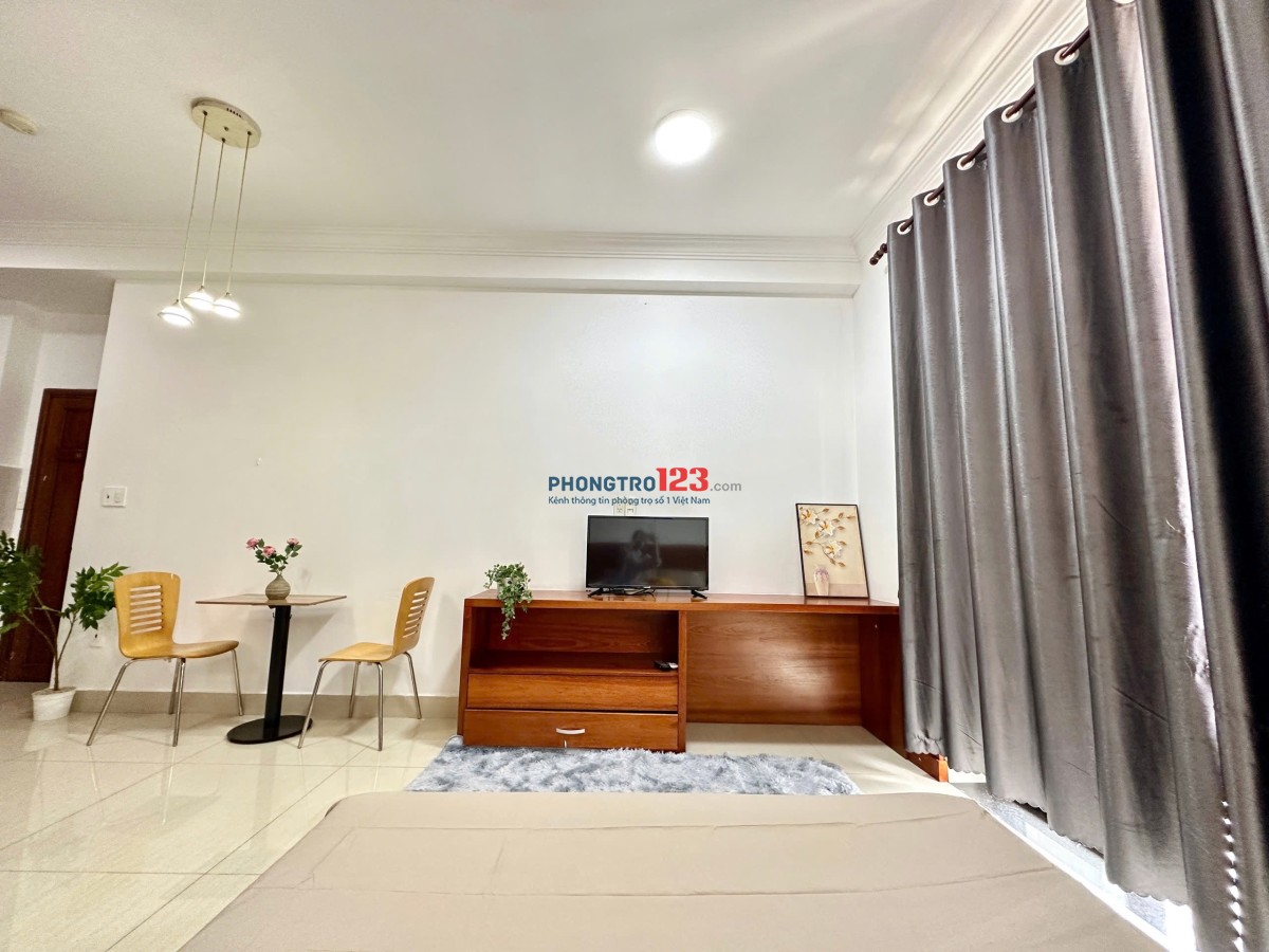 Cho thuê căn hộ 30m2 Hoàng hoa thám Bình thạnh. Full nt ban công